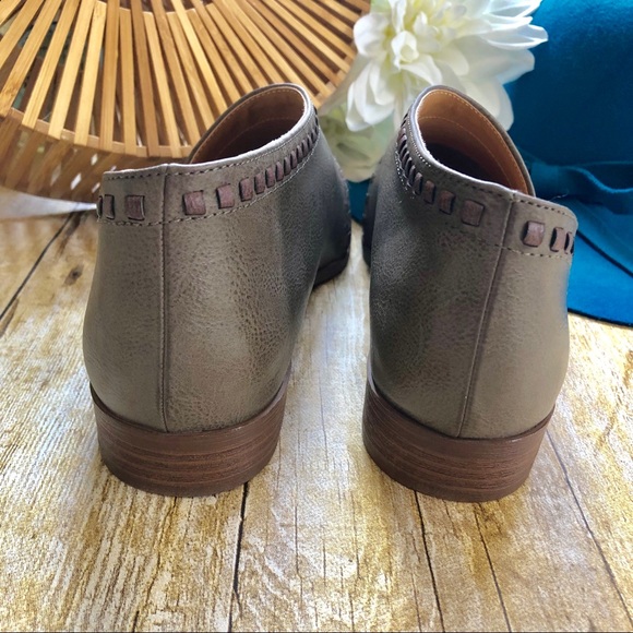 SALE! LAST PAIR Taupe Open Side Slide Loafer Flats - Picture 5 of 8